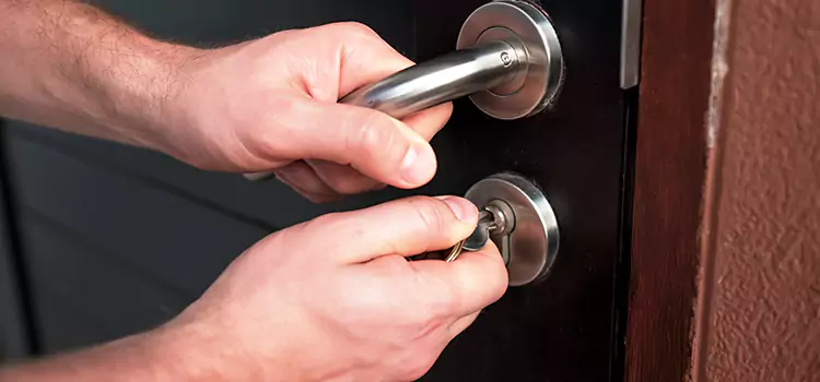 Door Closer Repair & Installation Fair Oaks
